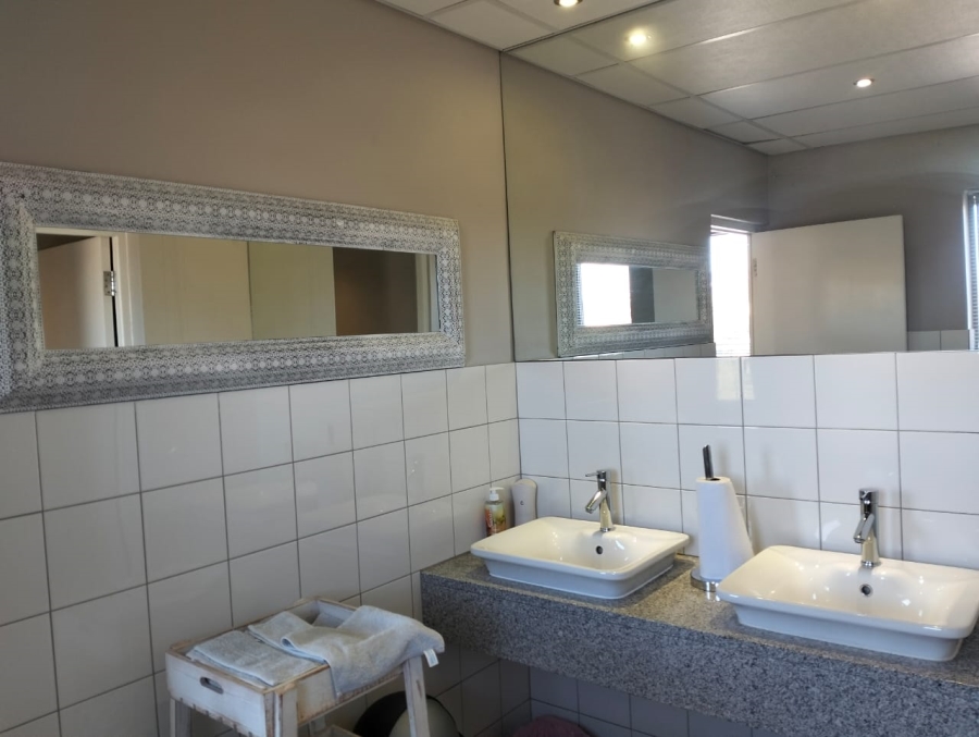To Let commercial Property for Rent in Durbanville Western Cape